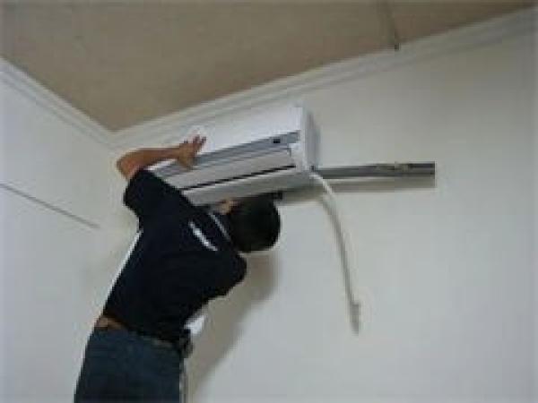 海淀区黄庄空调移机,安装空调电话