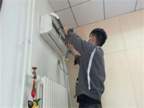 北京海淀翠微路空调维修电话